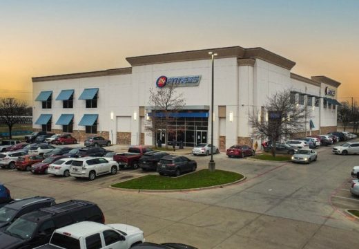 24 Hour Fitness